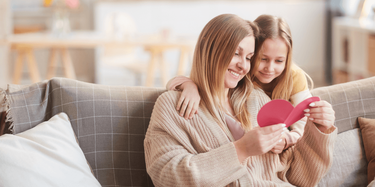 Valentine's Day 2027 Beauty Gifts for Kids: What to Know Before You Buy