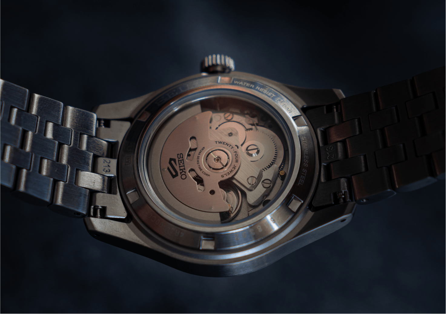 Seiko 5 GMT Field Back