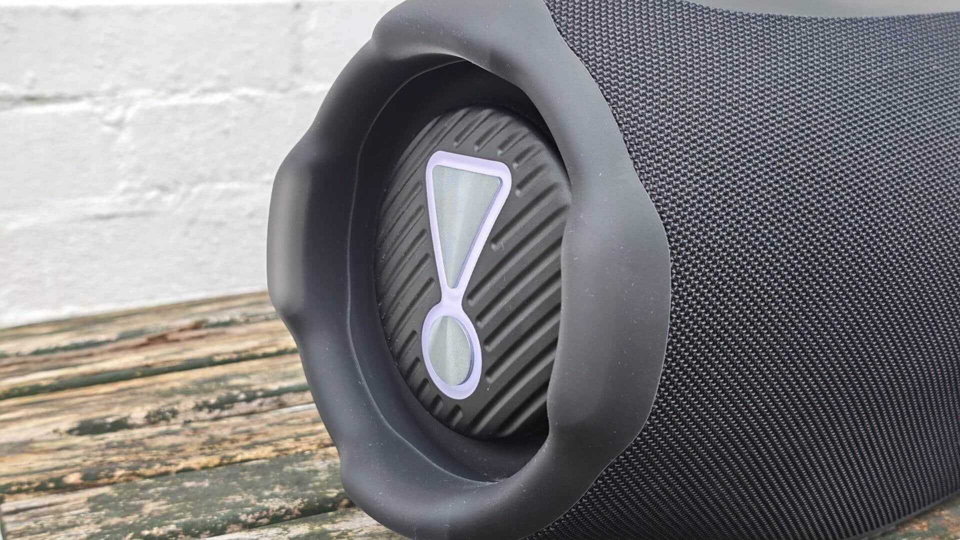 Experience rich bass and clear highs with JBL Boombox 4.