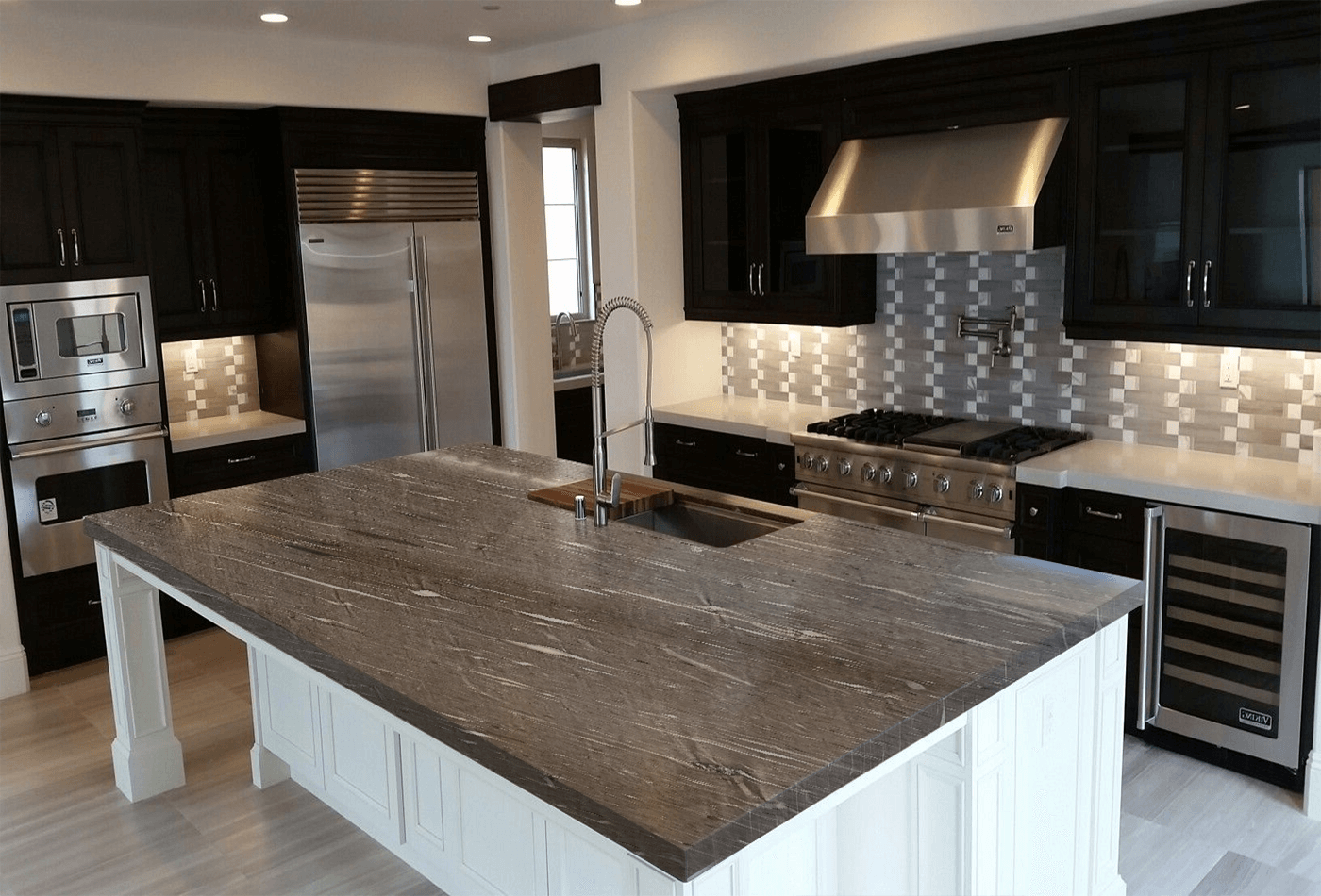 Cygnus Brown Silk Quartzite; A Fantastic Option for Kitchen