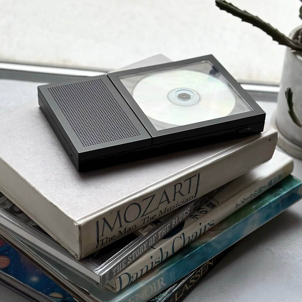 Side view of Portable CD Cover Player