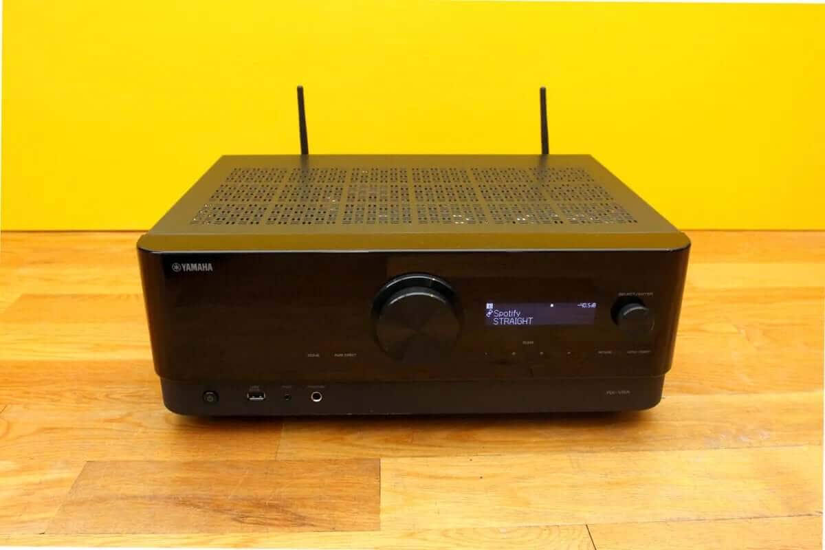 Yamaha RX-V6A