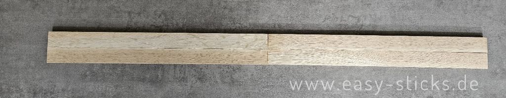 Die Rückwand aus Easy-Sticks