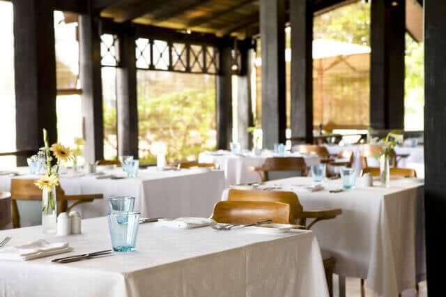 How Often Should Table Linens Be Changed?