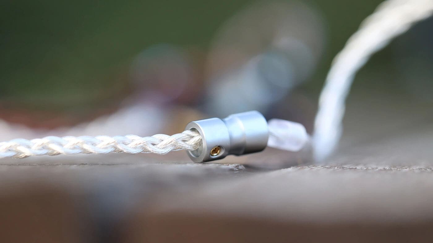 Sweear HE-Live5 modular cable and accessories