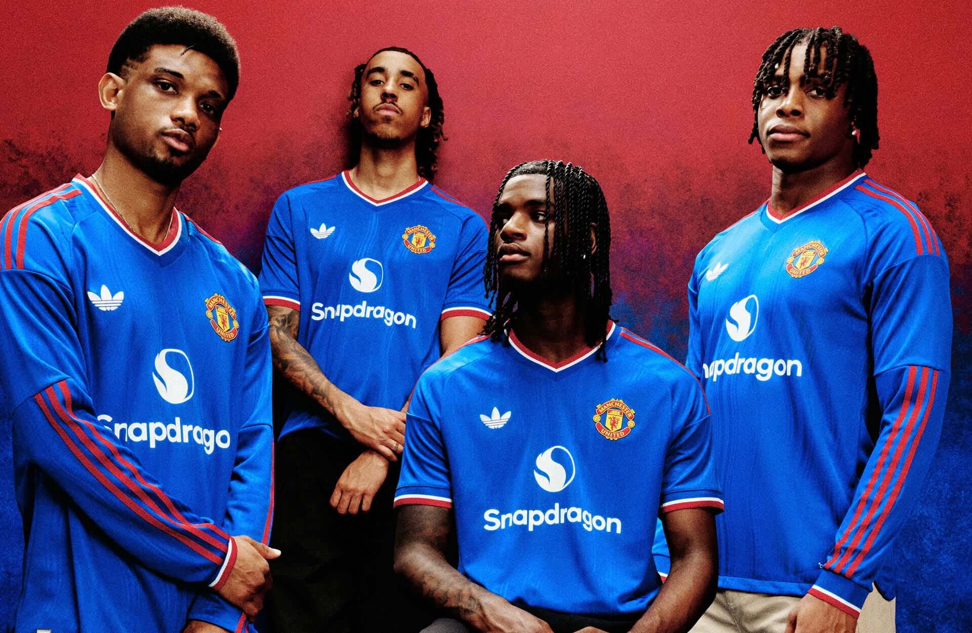 Manchester United Go Back To Blue
