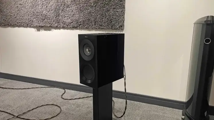KEF Reference 1 Meta