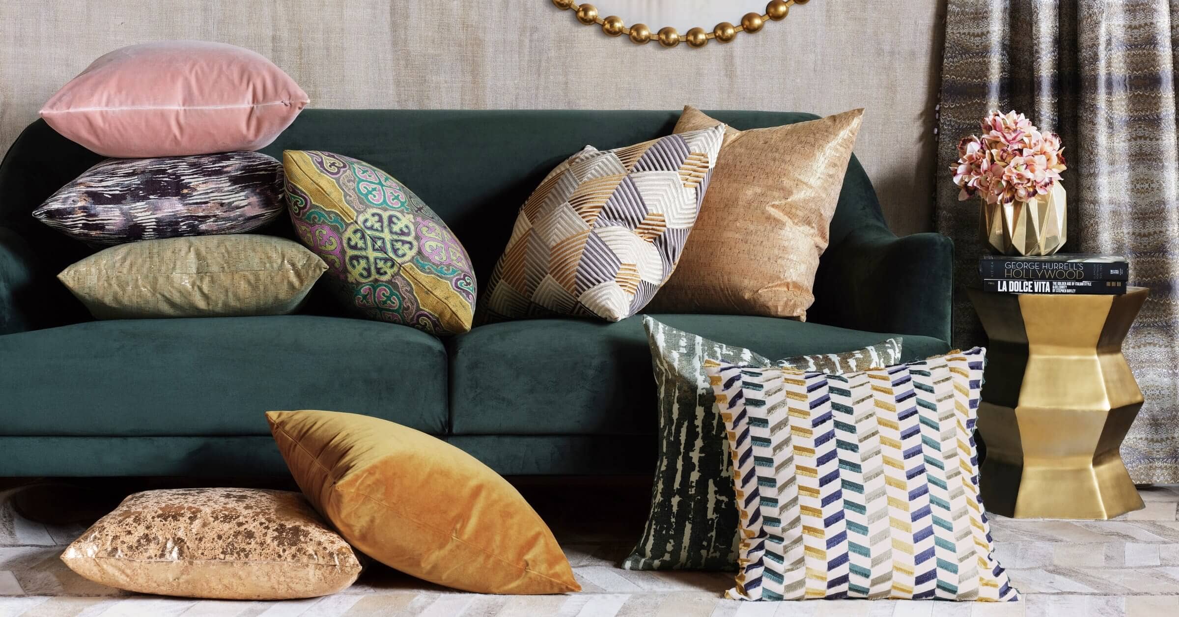 How to Choose the Best Decorative Pillow Inserts