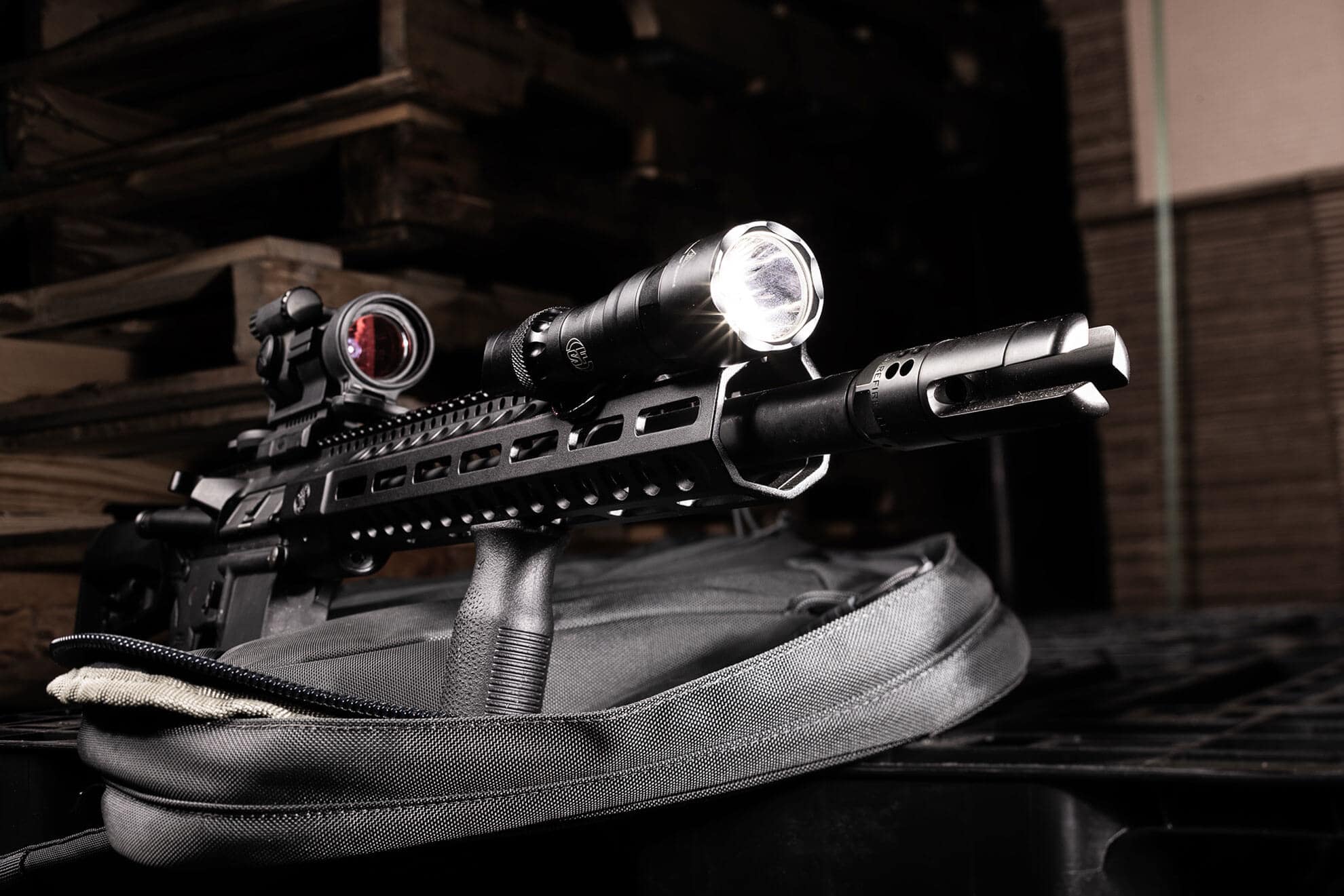 SUREFIRE TITAN PLUS - The Ideal Keychain Flashlight