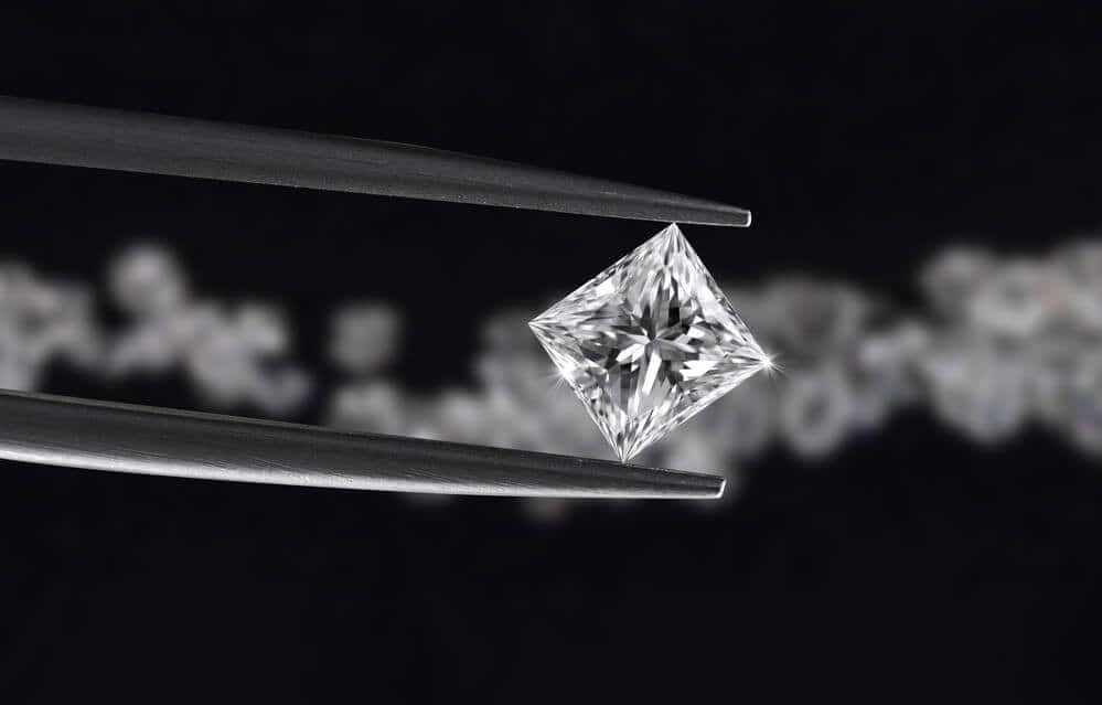 How To Tell If A Diamond Is Real