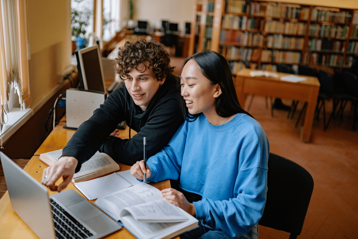 Average College Credits per Semester: 2026 Data, Benchmarks, and What They Mean for Your Degree