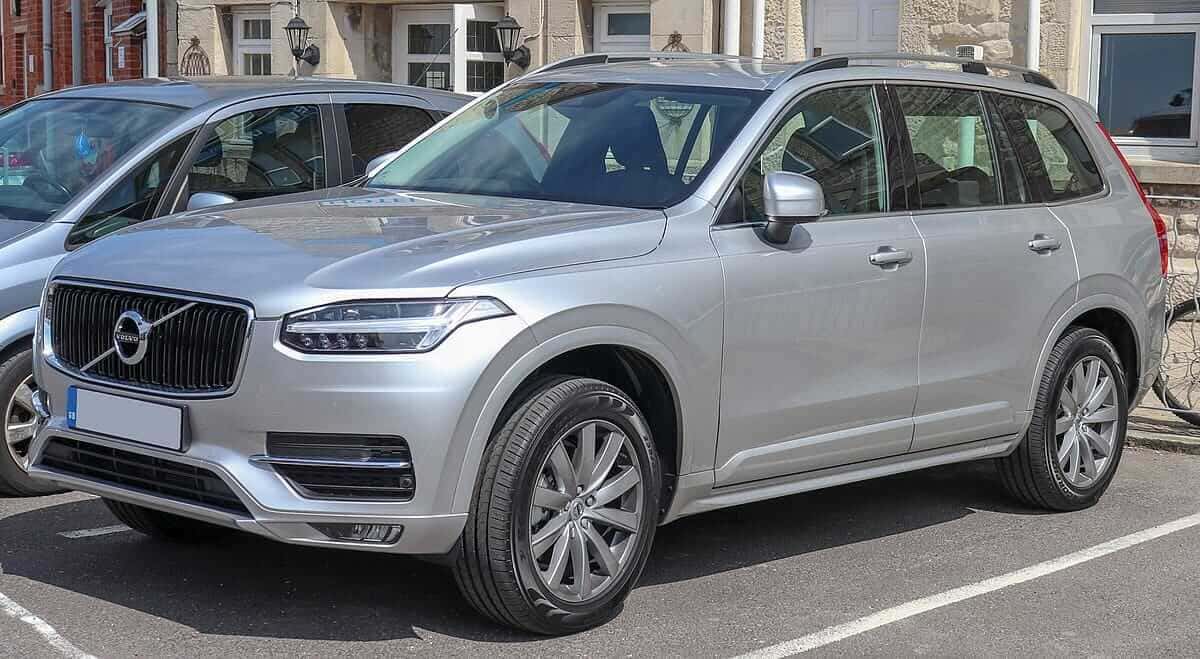 Conquering the Cold: The Best 2022 SUVs for Winter Driving