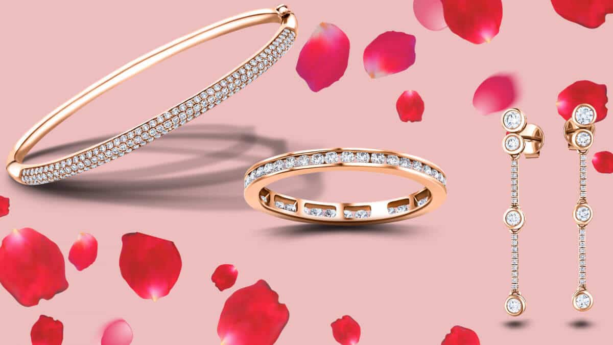 Make Valentine’s Day Special With a Jewellery Gift