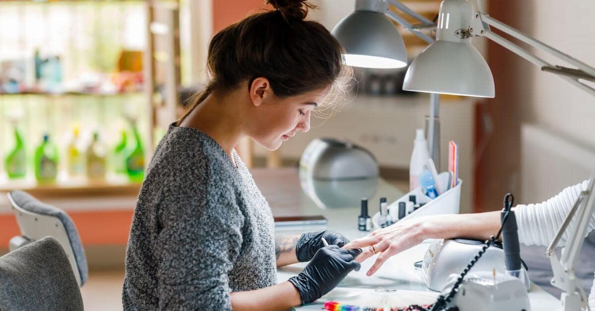 How To Maintain Healthy Nails in Your Salon Clients