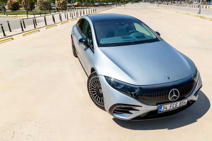 The Mercedes-Benz EQS 580: A Glimpse into the Future of Luxury EVs