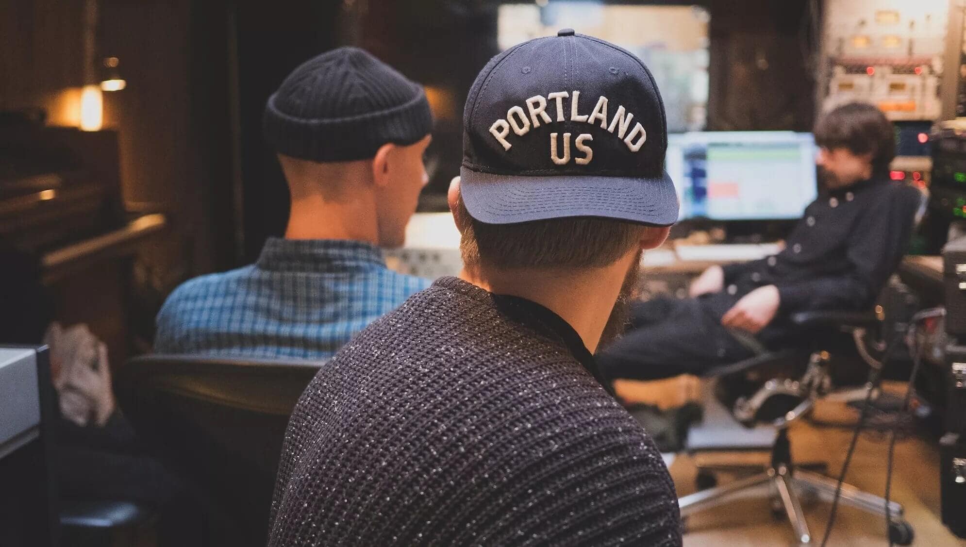 How to Collaborate Effectively with Other Music Producers