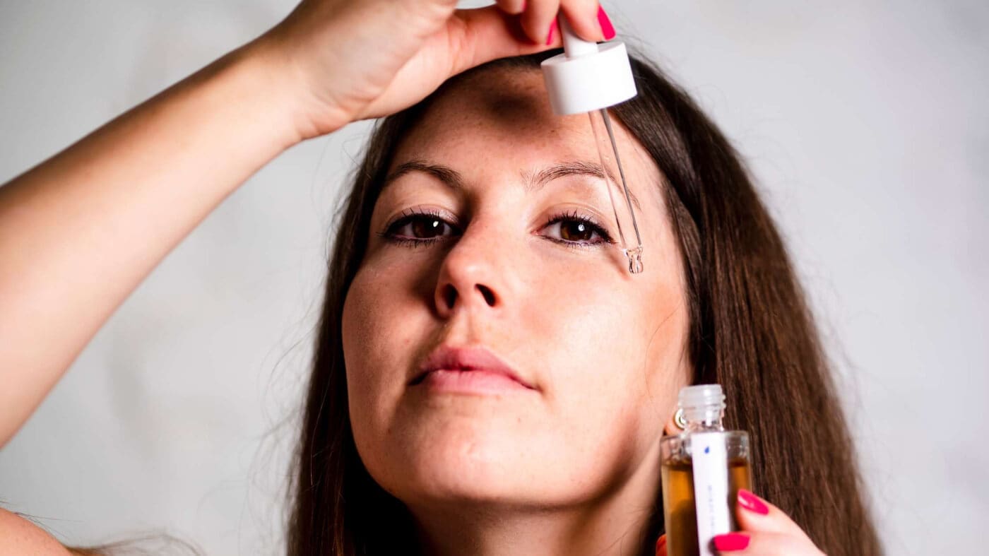 Was ist Wirkstoffkosmetik: 7 häufigsten Fragen beantwortet