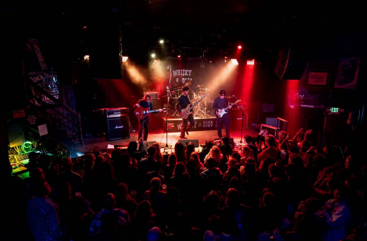 Politik Performing