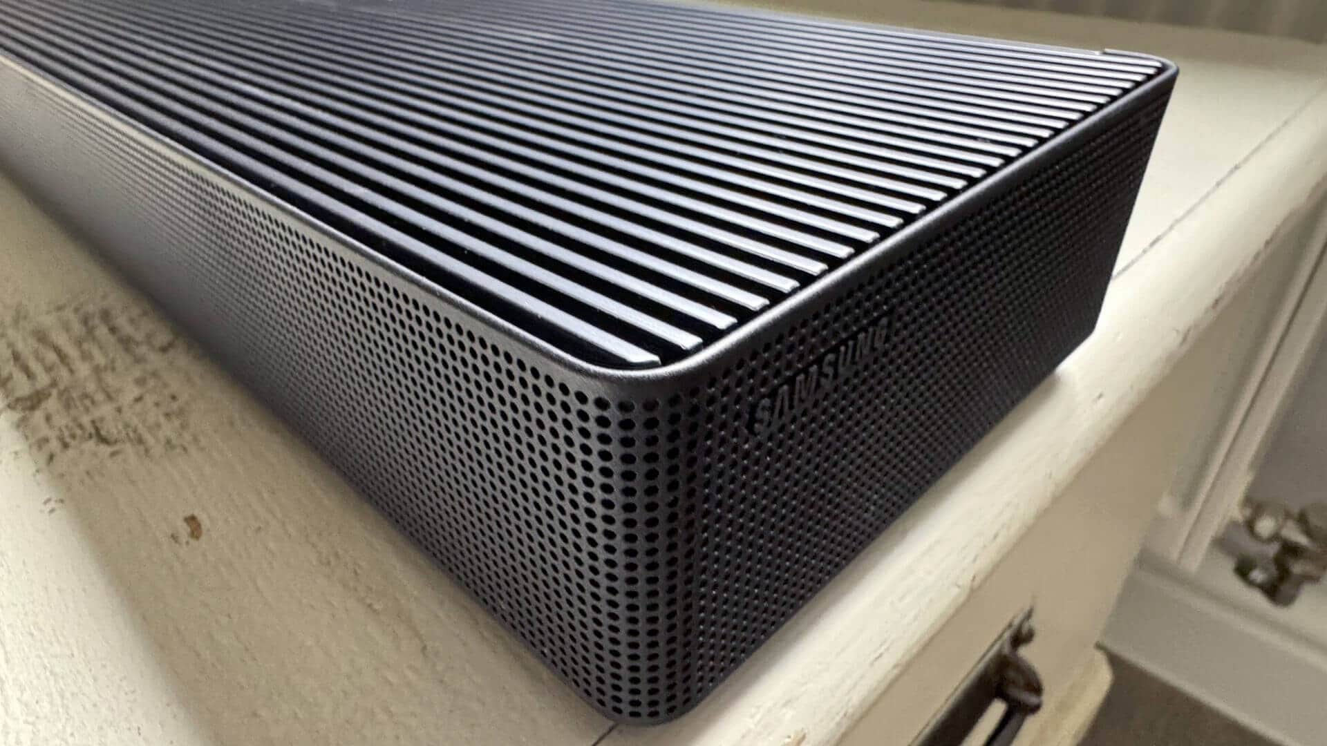 Immersive sound experience with Samsung HW-QS700F