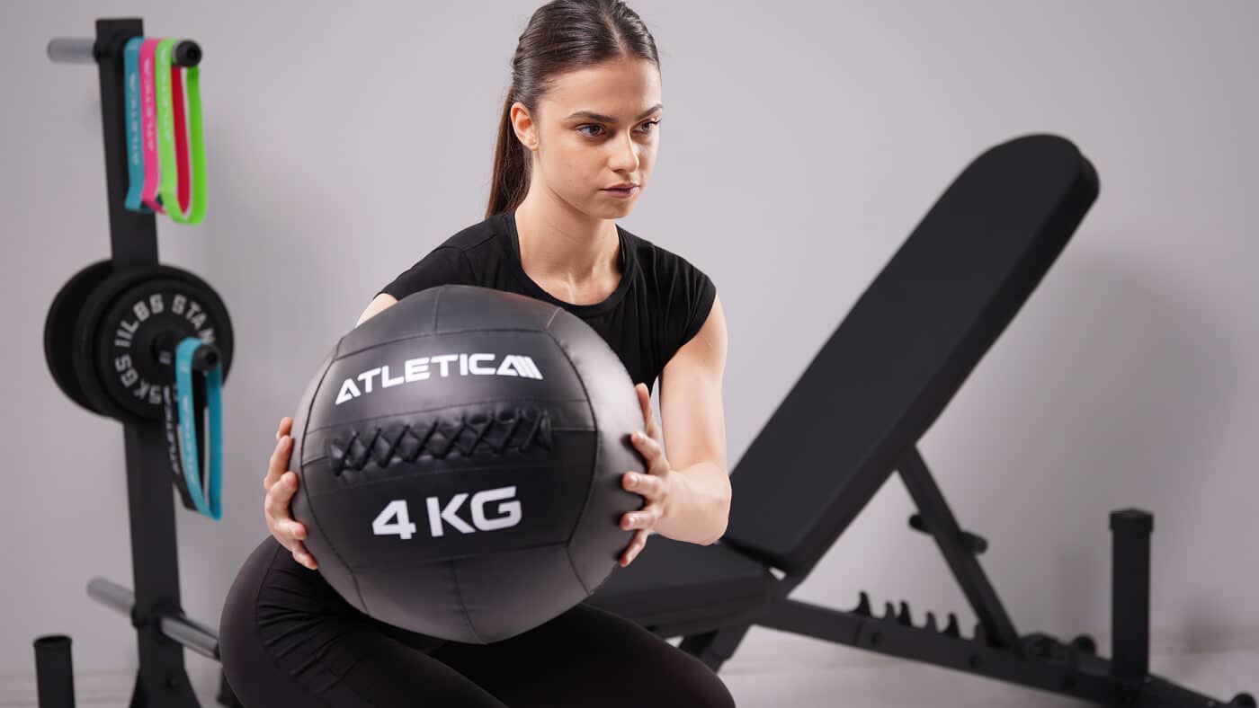 Medizinball Kniebeugen