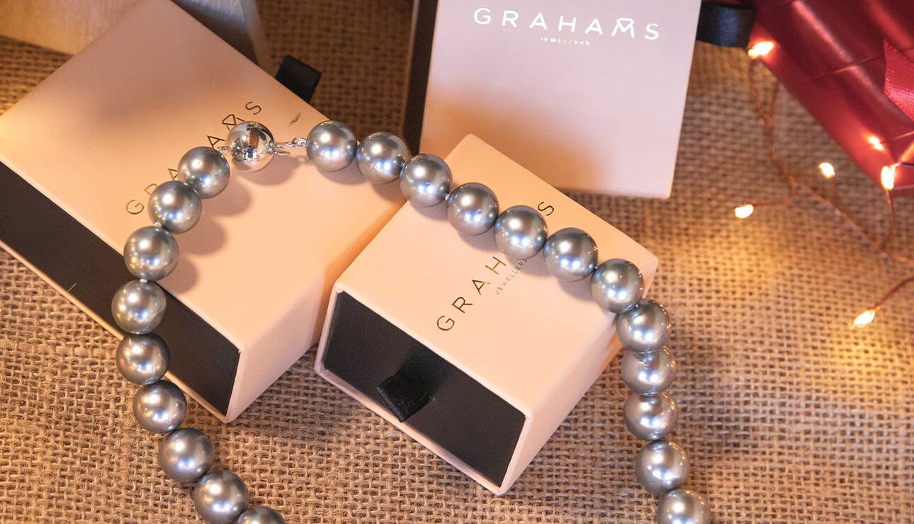 Christmas Gift Guide 2026: Jewellery & Watches For Everyone