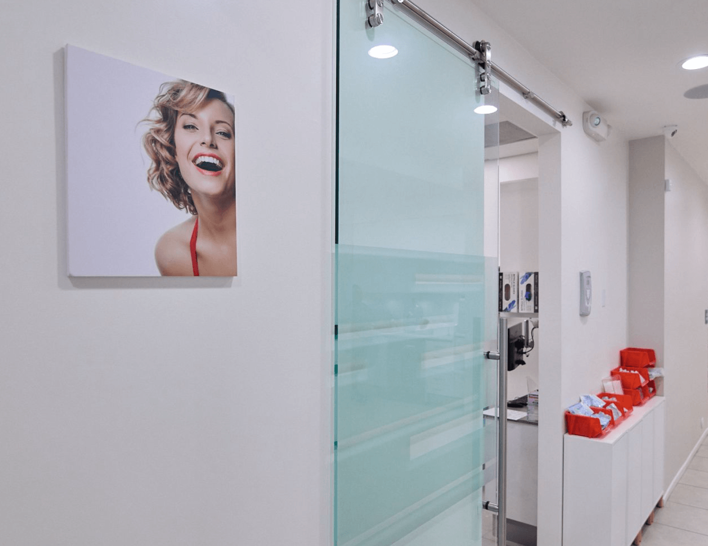 Are Veneers Bad For Your Teeth? Pros, Cons & Smart Choices