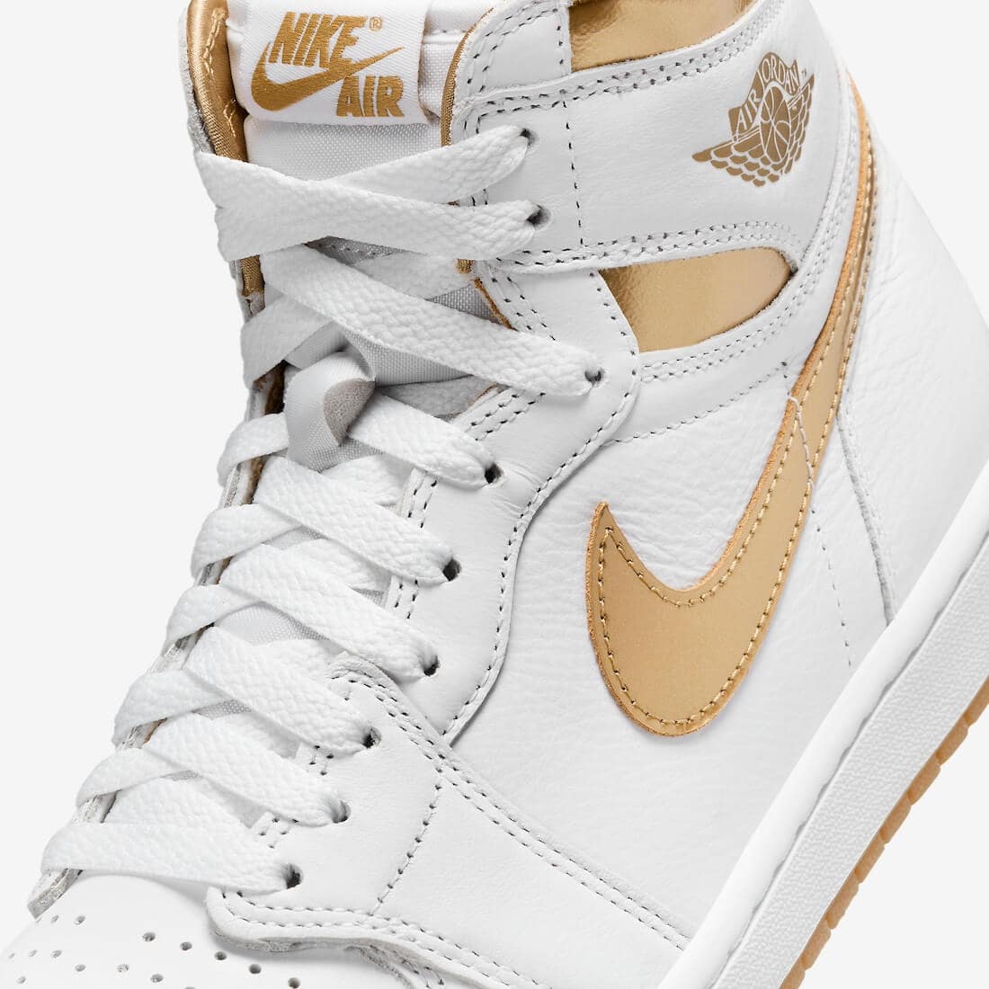 AIR JORDAN 1 HIGH OG “METALLIC GOLD”