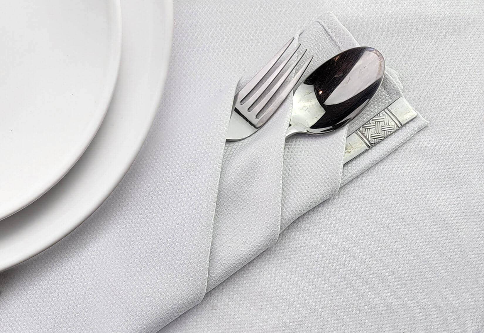 Who has the Best Selection of Wholesale Table Linens?