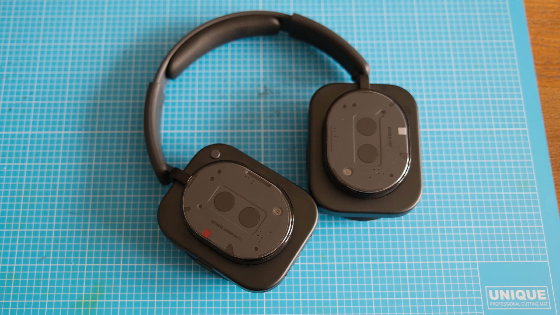 Nothing Headphone (1)