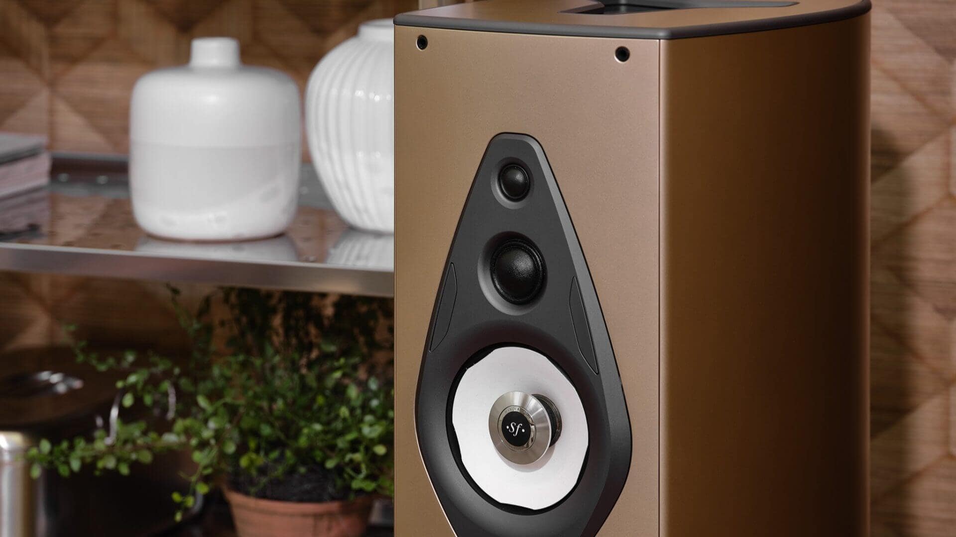 Sonus Faber Amati Supreme speakers in luxurious setting