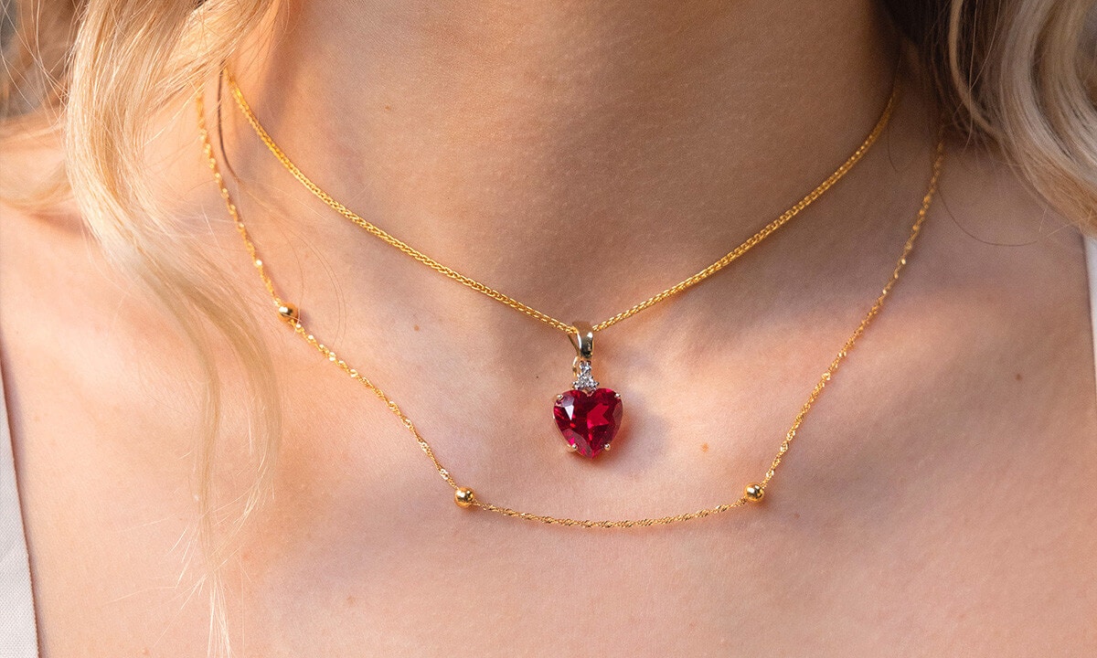 What Does A Heart Necklace Symbolise?