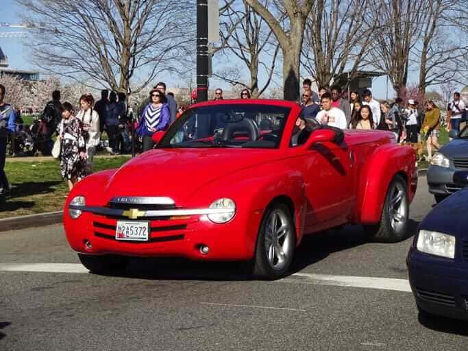 The Chevrolet SSR: A Retro Revolution on Wheels