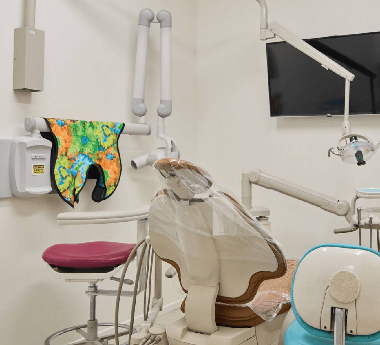 Are Silver Crowns Cheaper Than Porcelain? Cost Differences