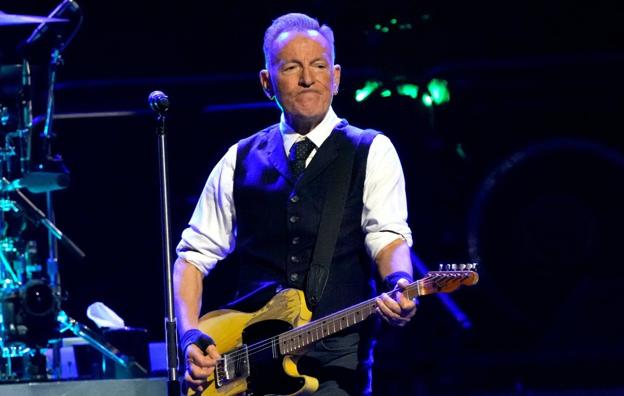 Bruce Springsteen Joins The Doors’ John Densmore for a Fiery ‘Light My Fire’ Cover