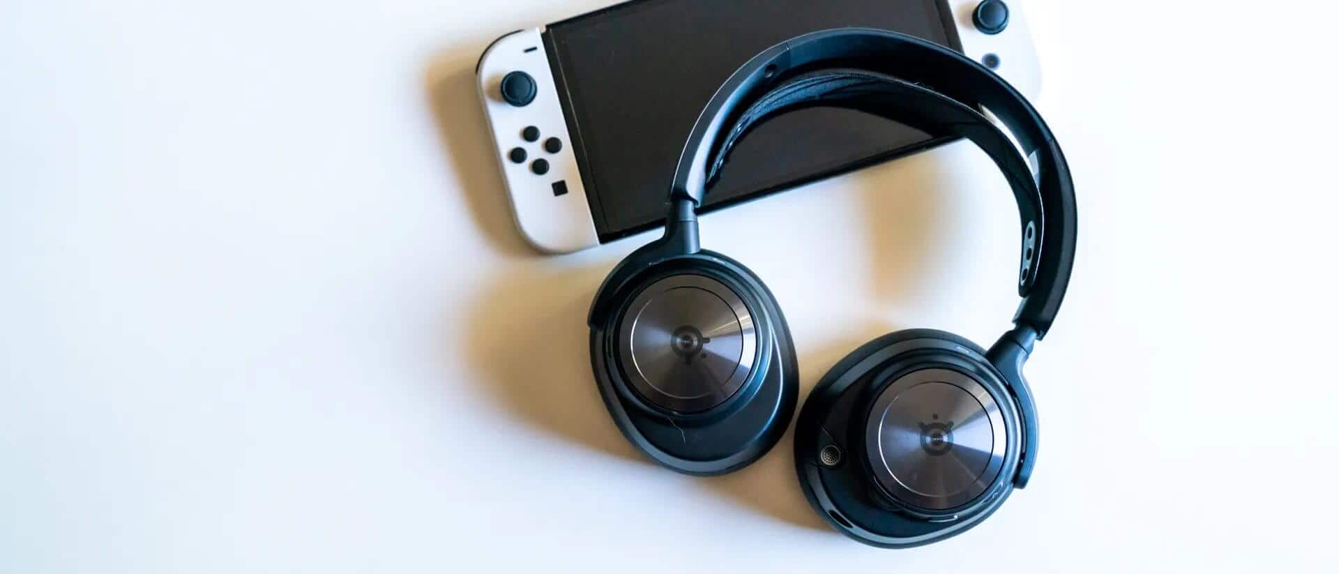 SteelSeries Arctis Nova Pro all-around headset