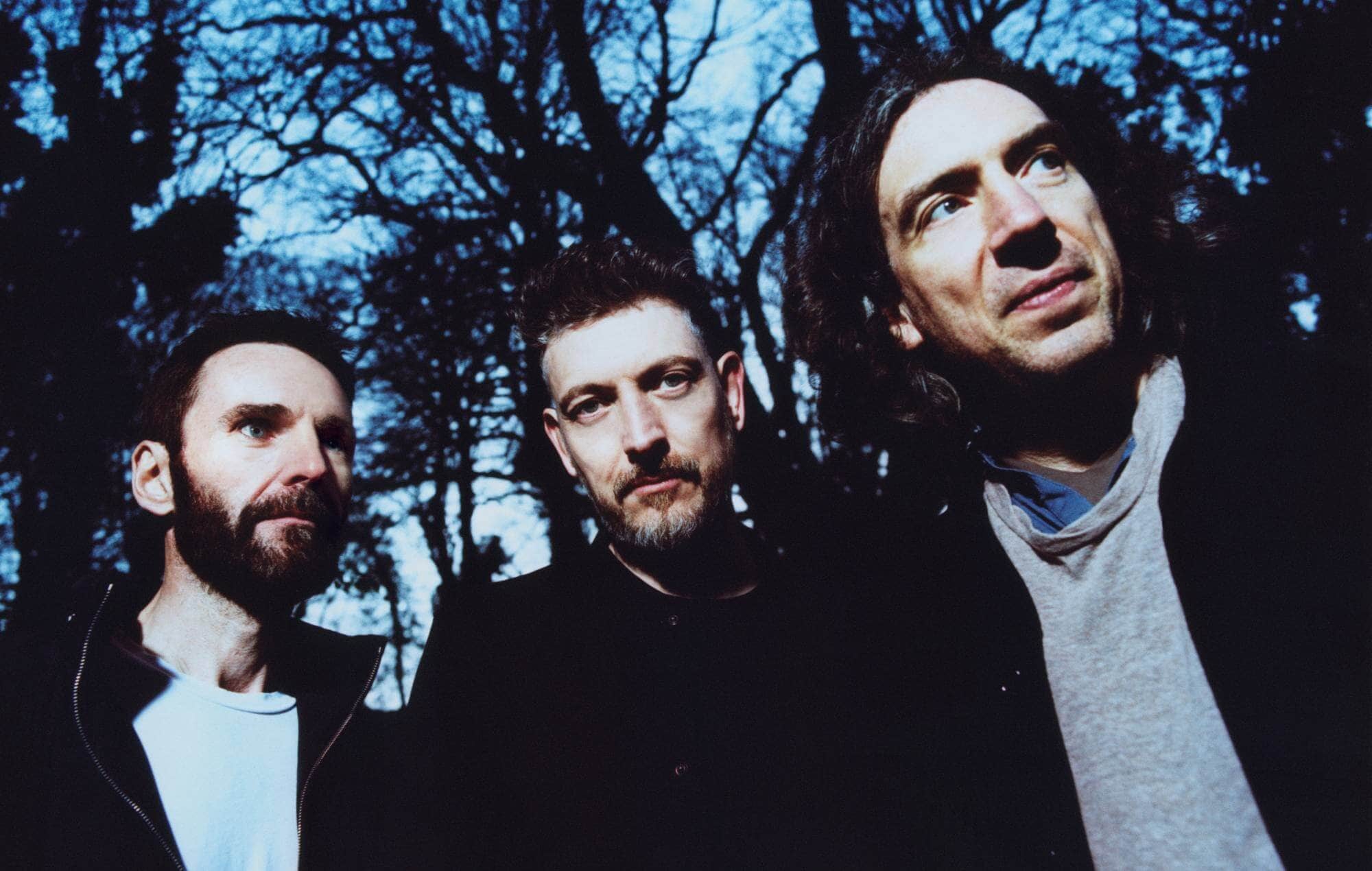 Snow Patrol live on stage