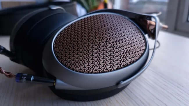 Meze Audio Poet