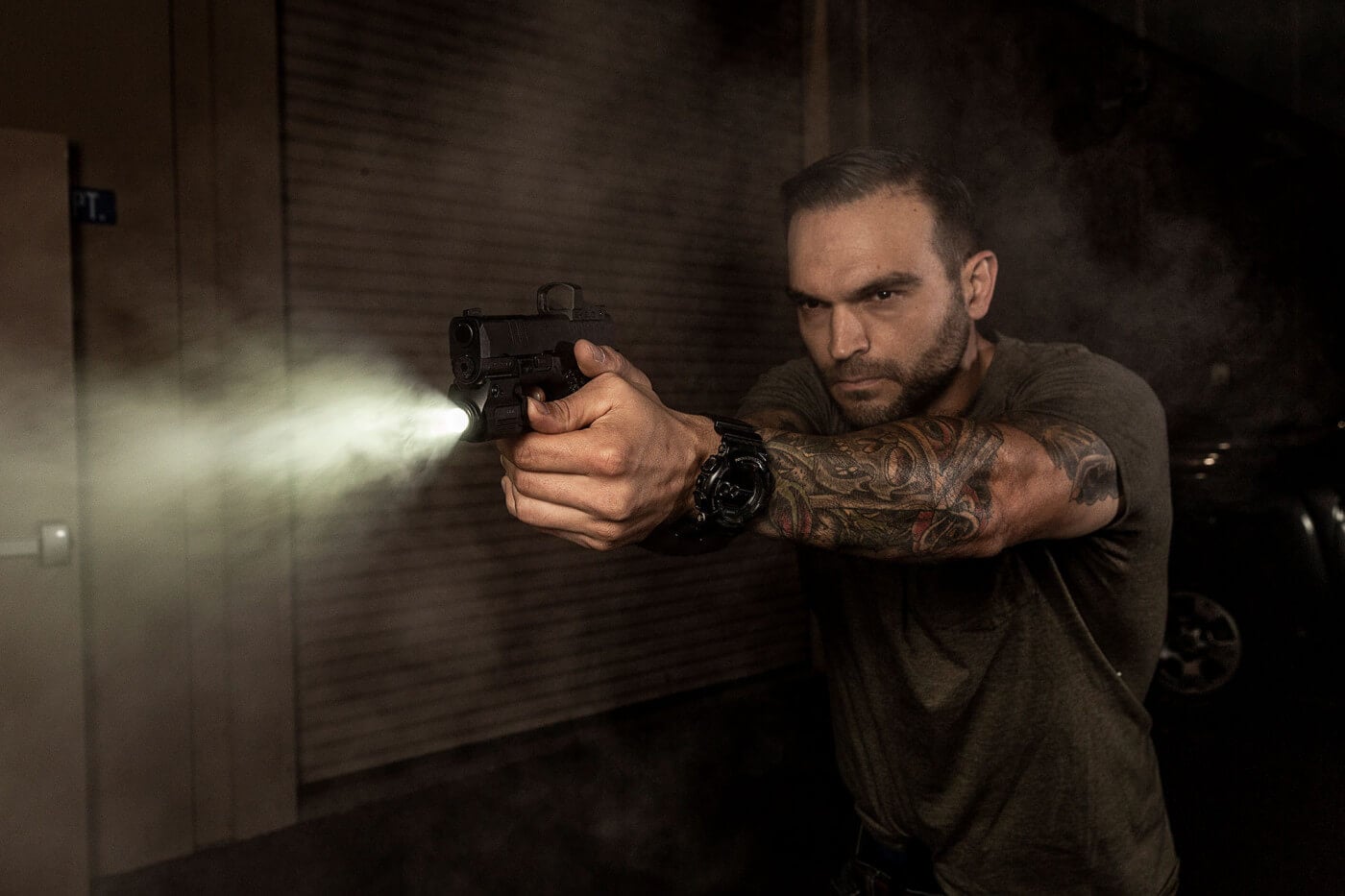 SUREFIRE P1R PEACEKEEPER: THE LAWMAN'S FLASHLIGHT