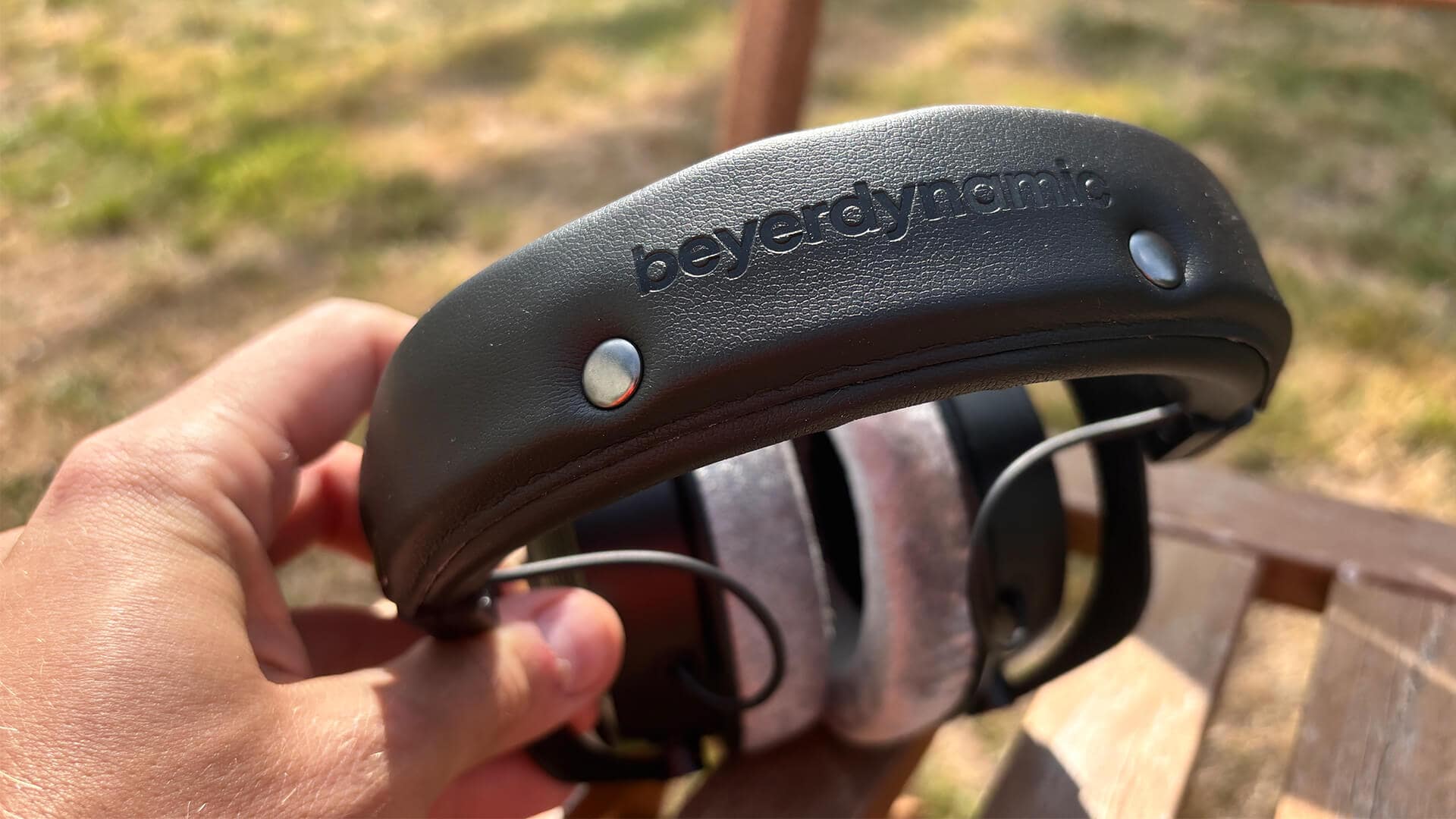 Close-up of the headband and design details on the DT 990 Pro X