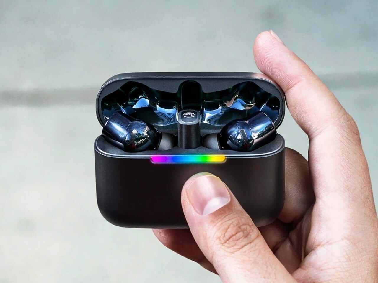 Razer Hammerhead V3 HyperSpeed Earbuds: Seamless Device Switching and 2.4GHz Wireless Receiver