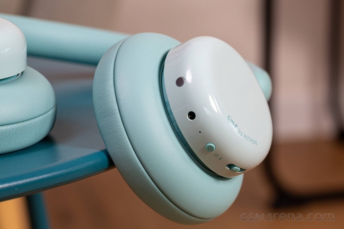 Intuitive physical controls make for user-friendly operation.