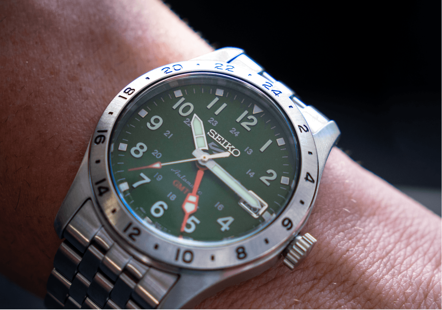 Seiko 5 GMT Field Green