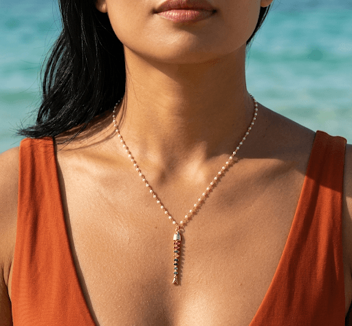 Multicolor Fishbone With Transparent Beaded Pendant Necklace