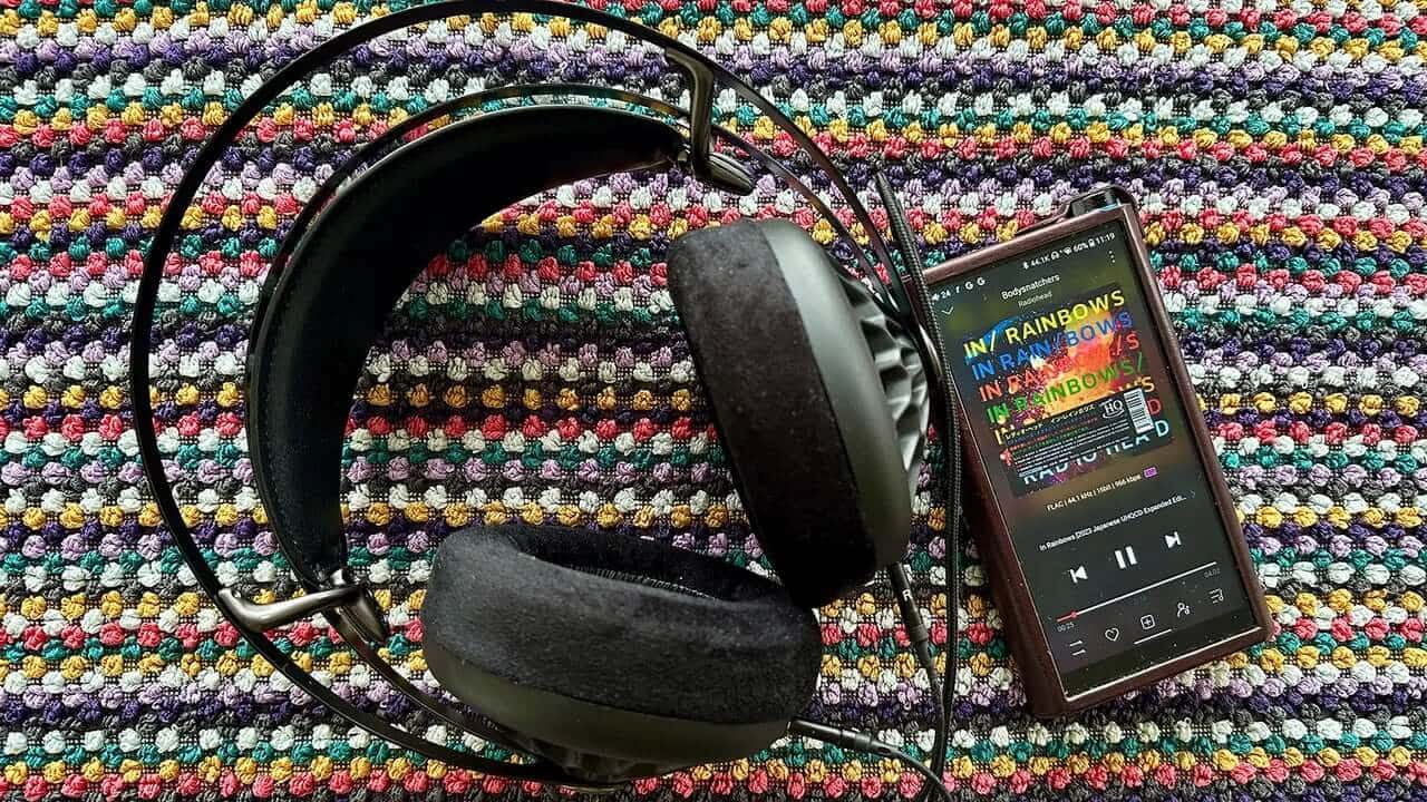 Meze Audio 105 AER in all its glory