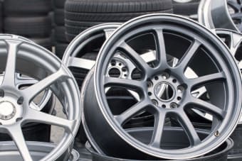 Llantas distintas para ruedas de coche