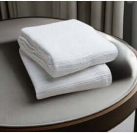 Where can I order thermal blankets for my hotel?