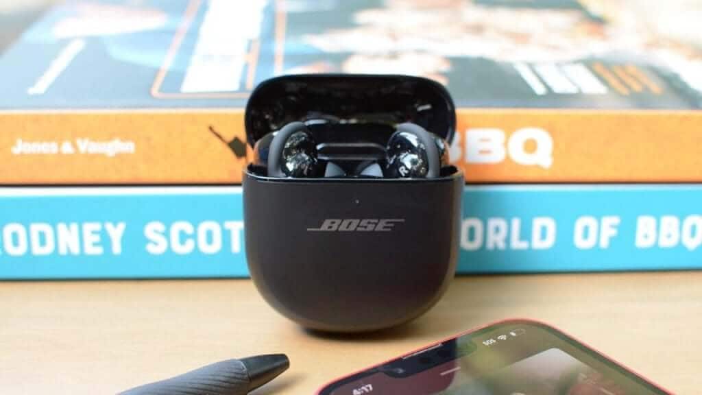 Top Noise-Cancelling Headphones to Own in 2025