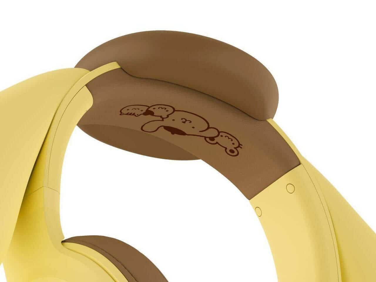Close-up of the headband and ear cushion