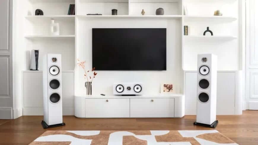 Triangle Solstice: A New Line of Speakers Featuring Three Distinct Models
