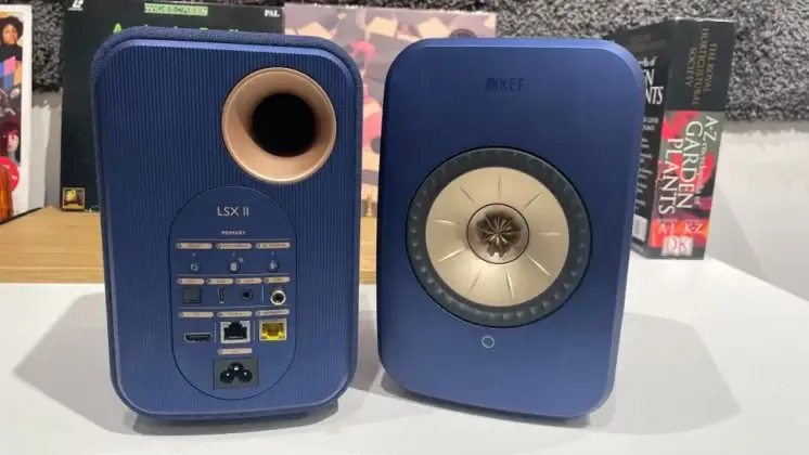 Top Turntable Speakers for 2025: A Comprehensive Guide